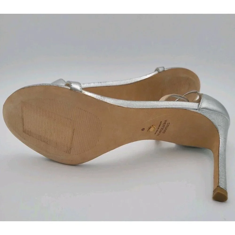 Stuart Weitzman Silver 9 Women Nudist Song‎ New With Some Scuffing 4 Inch Heel